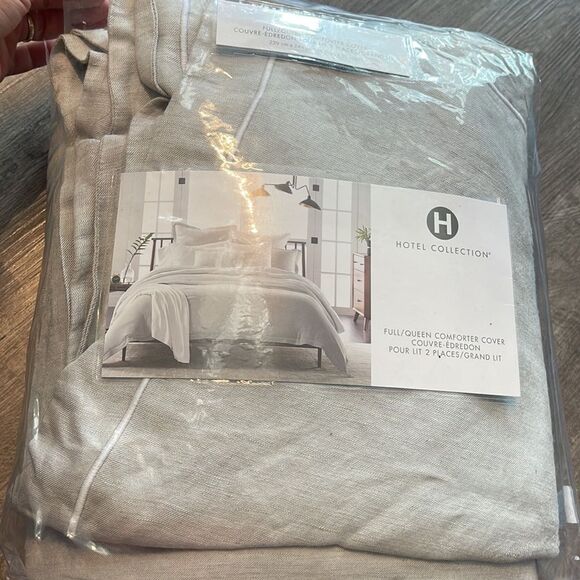 Hotel Collection
Linen Blend Duvet Cover. Queen . - Picture 6 of 6